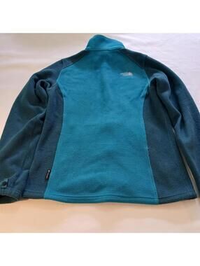 The North Face Women's Turquoise & Green Long Sleeve Polyester Jacket Size Small